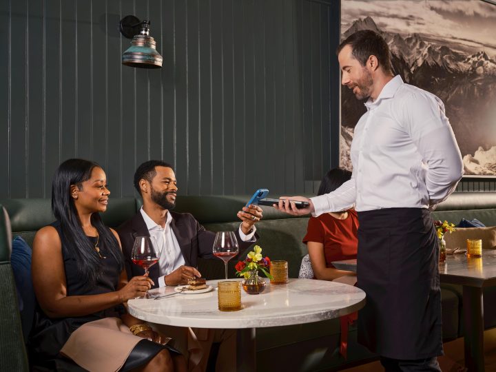 Taxa de Serviço em Restaurante