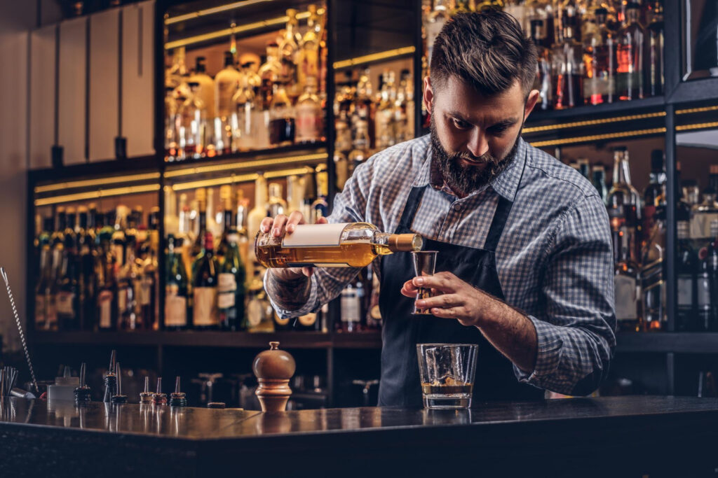 Como contratar barman